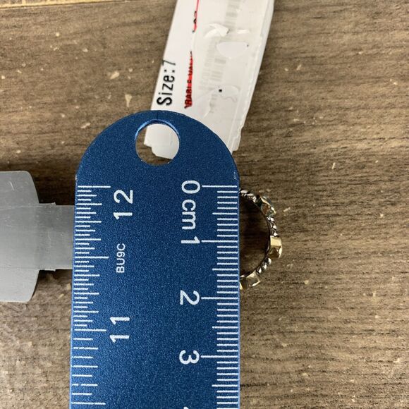 Nordstrom Rack Fashion Finger Ring Size 7 Multicolor Crystal Chain Silver Tone - Picture 6 of 6